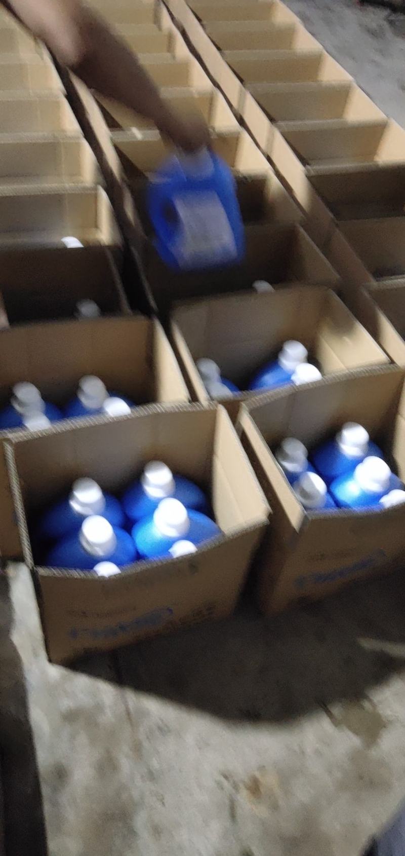 洗衣液白依顺品牌好用不贵
