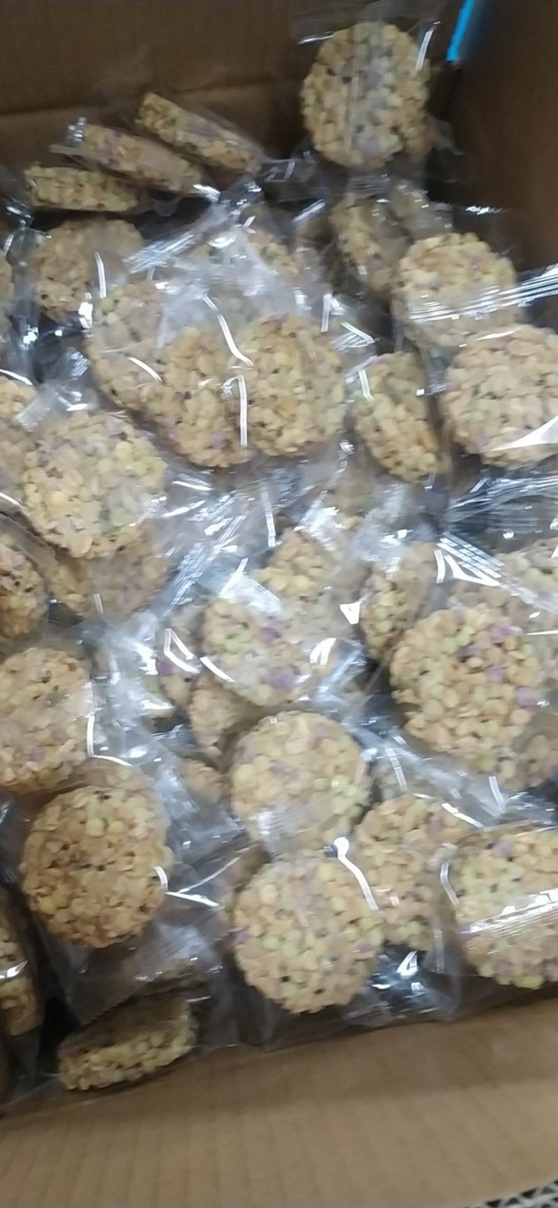 新品上市燕麦南瓜仁杂粮饼，粗粮酥少糖低脂薄盐健康食品