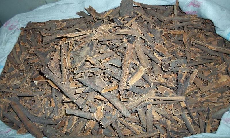 广西桂皮产地直销、各种规格桂通桂碎量大包邮
