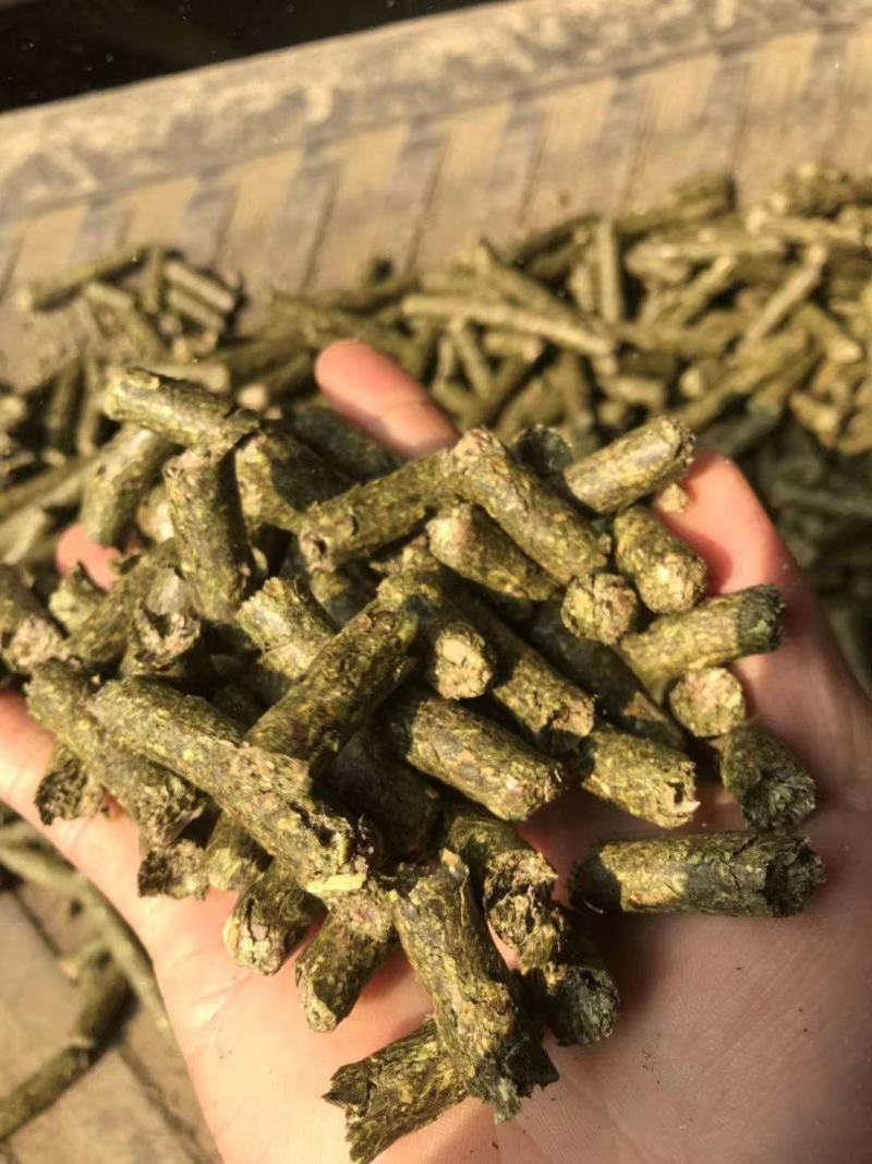 花生秧牛羊马草全国发货质量保证买家运费自理