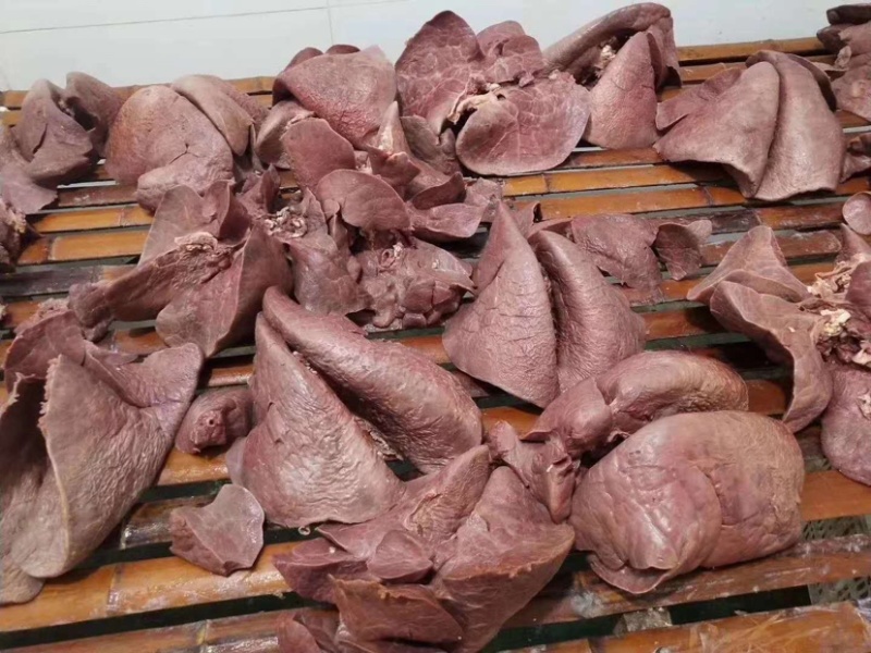 新鲜熟牛肝牛肺