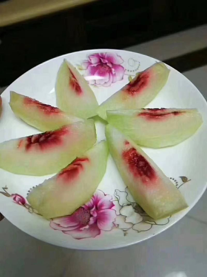 鹰嘴蜜桃