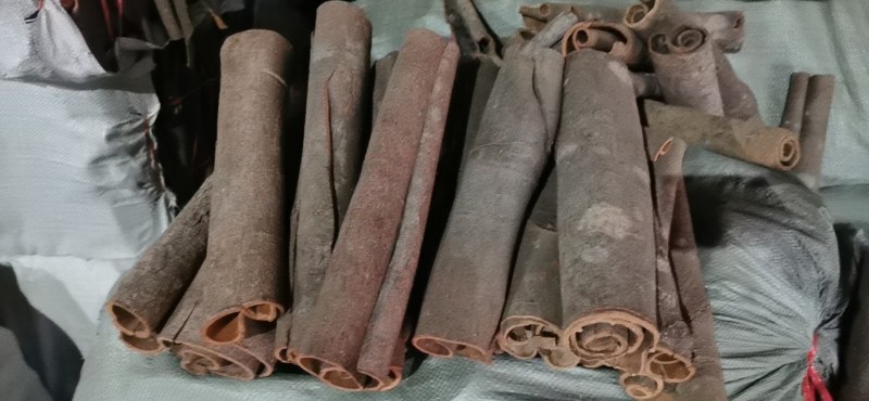 广西桂皮产地直销、各种规格桂通桂碎量大包邮