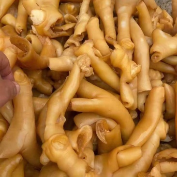 酱香牛蹄皮！原味牛蹄皮！有需要的来吧联系。