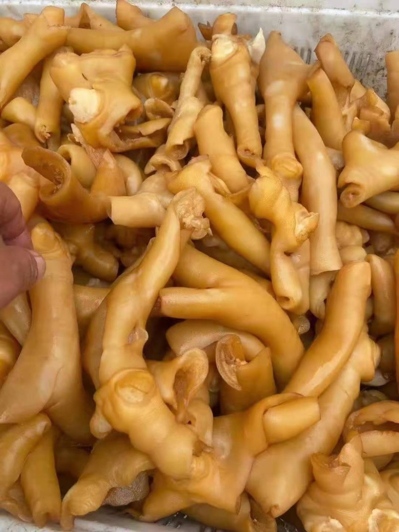 酱香牛蹄皮！原味牛蹄皮！有需要的来吧联系。