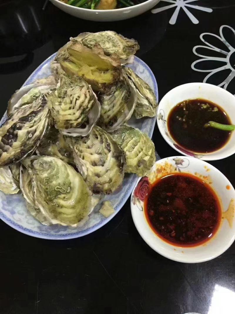 烧烤生蚝一件可打50-100斤