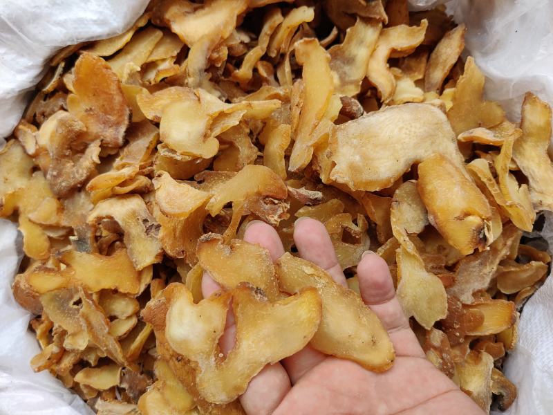 精品黄精一公斤起批干净无杂质黄精片片