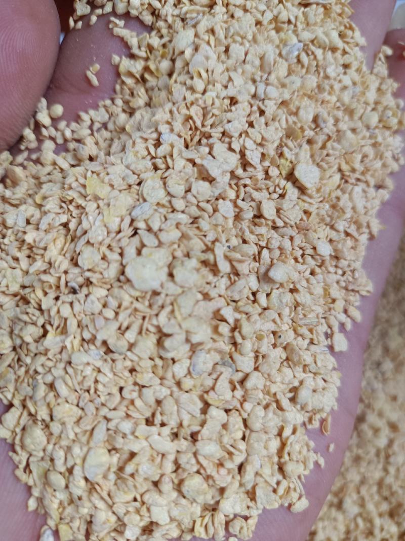 豆粕小料，适合鸡鸭鹅猪牛羊水产养殖。饲料添加