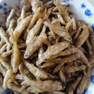油炸麦穗鱼无沙无苦，香酥肉嫩，9成干2/3.4/5公分