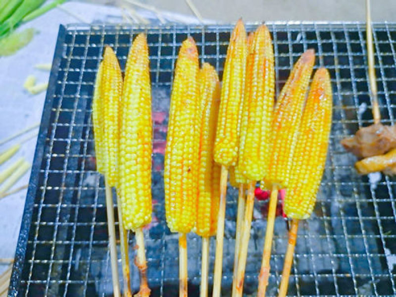 玉米笋新鲜蔬菜水果玉米笋芯带皮迷你小玉米现摘食材包邮。