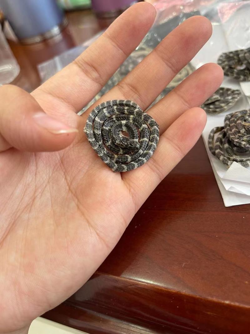 白花蛇中药材金钱白花蛇赤练蛇蛇干小花蛇包邮