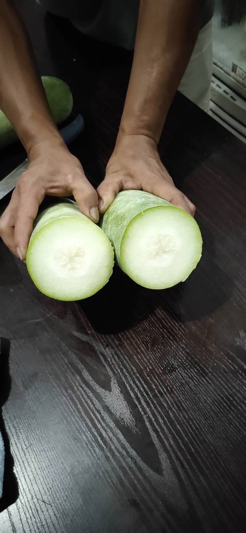 精品小棒冬瓜水果冬瓜口感好，品质好，大量上市欢迎咨询
