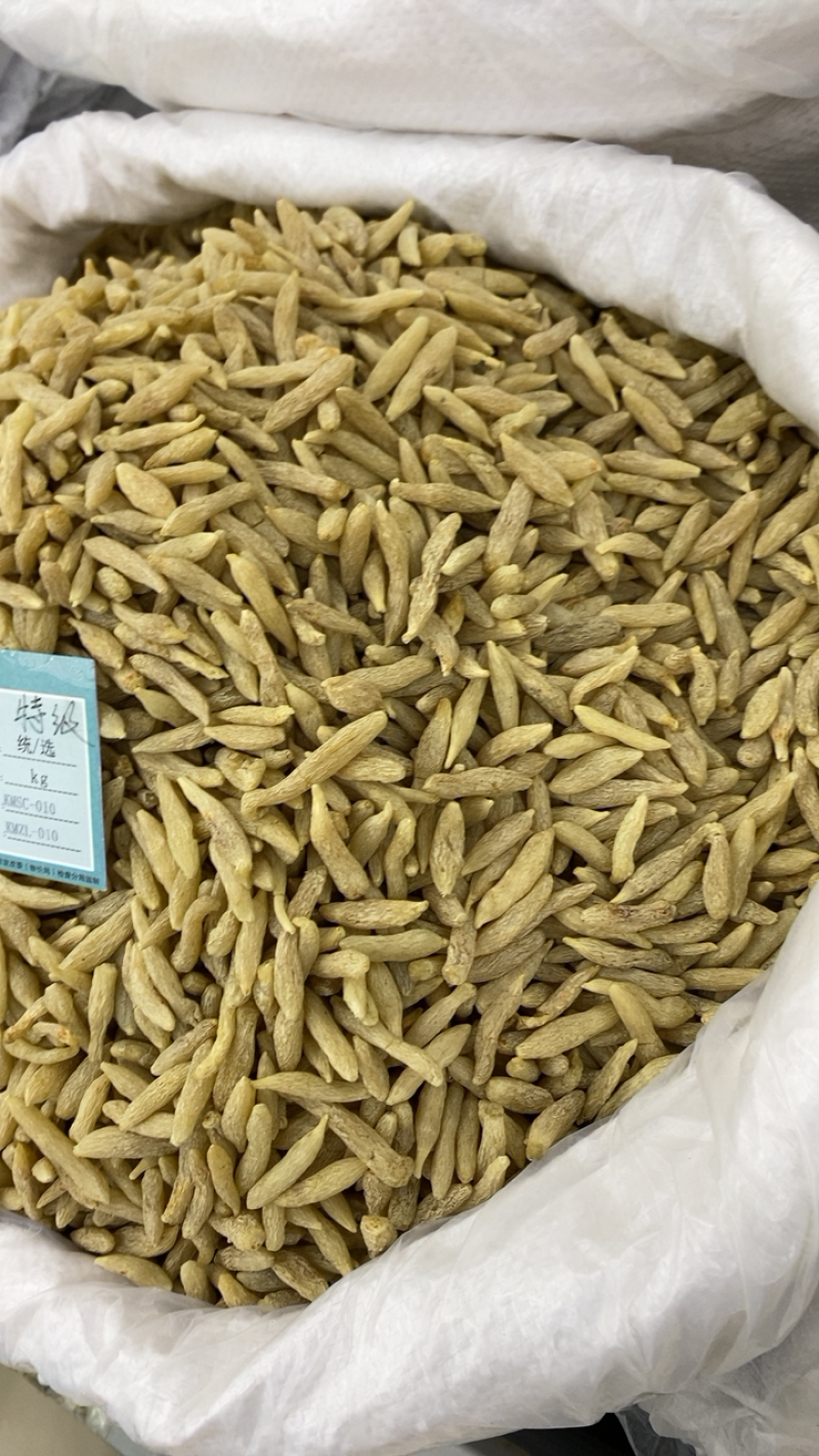 川麦冬货源充足物美价优，欢迎您的选购大量更优惠哦