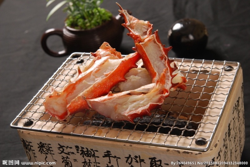 生冻帝王蟹脚、饱满好、中西餐、日料火锅都可用、全国发货。