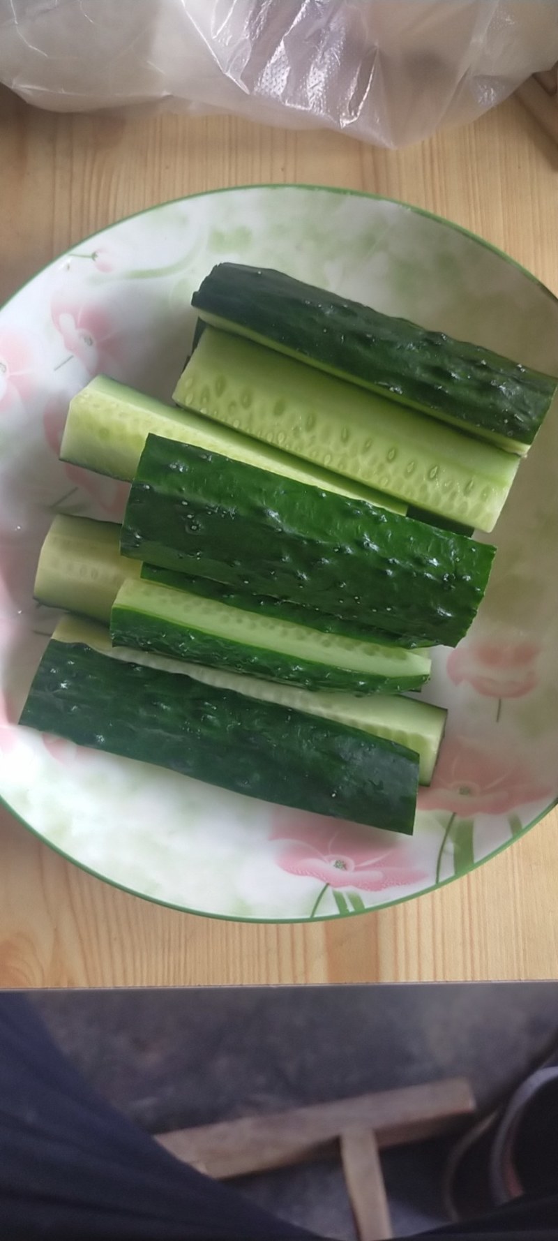 密刺黄瓜、产地一手货源、货源充足大量现货、大型交易市场、