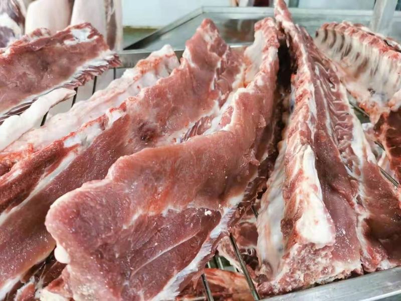 母猪龙骨，带肉35以上，每天生产，手续齐全