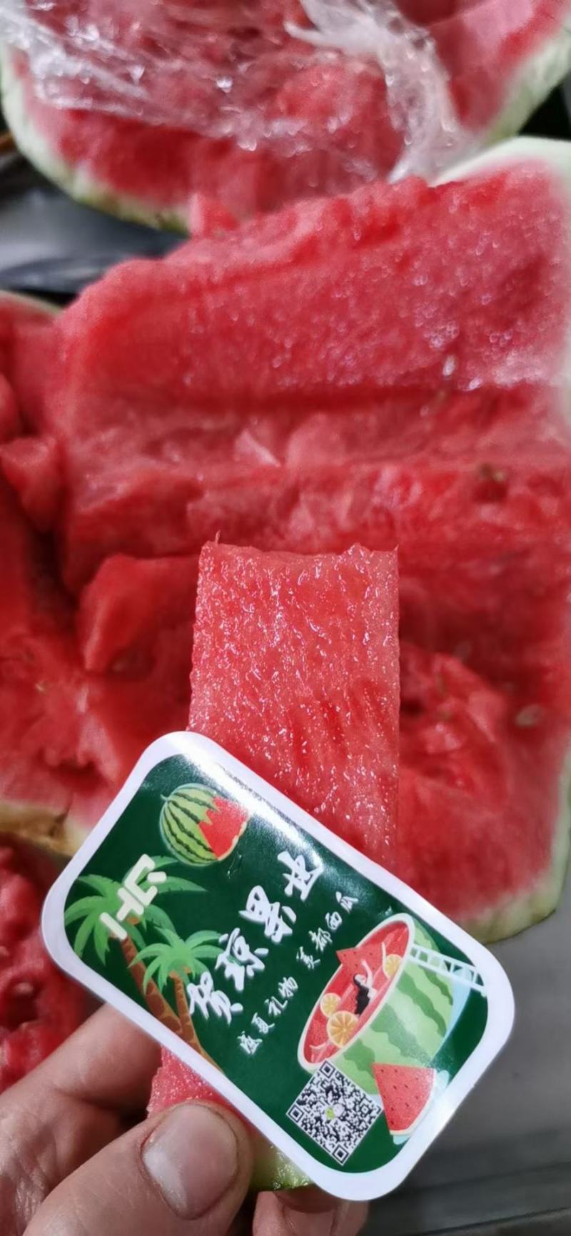 甘肃台商美都无籽糖份高，爽脆可口皮薄肉多，欢迎全国客商超