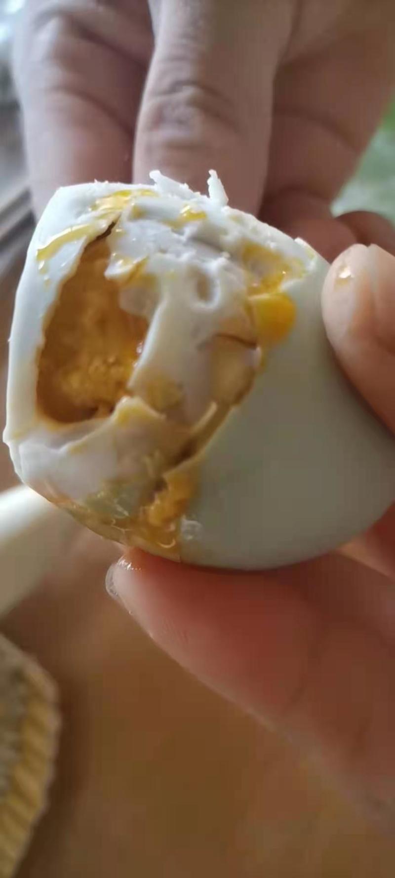 厂家常年批发，烤鸭蛋，海鸭蛋，咸鸭蛋，通货，都有。