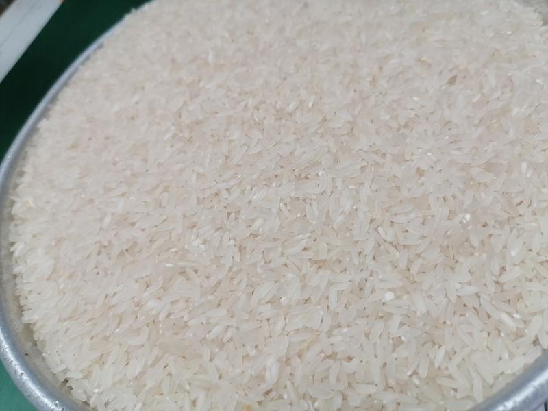 优质大米、碎未、黄米、白米2.50/1.50/斤