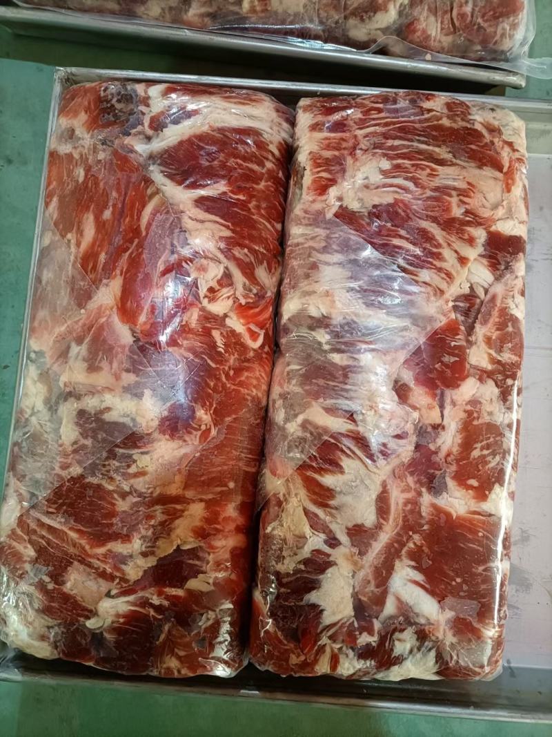 牛碎肉，炒菜，做馅包饺子，蒸包子，瘦度高