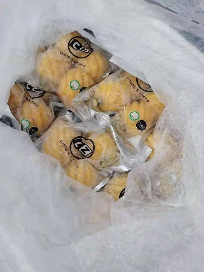 正宗泰国进口削皮菠萝泰国小菠萝纯甜新鲜水果热带水果