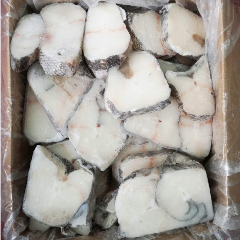 水鳕鱼片，10Kg一件、中西餐日料自助都可用、价格便宜。