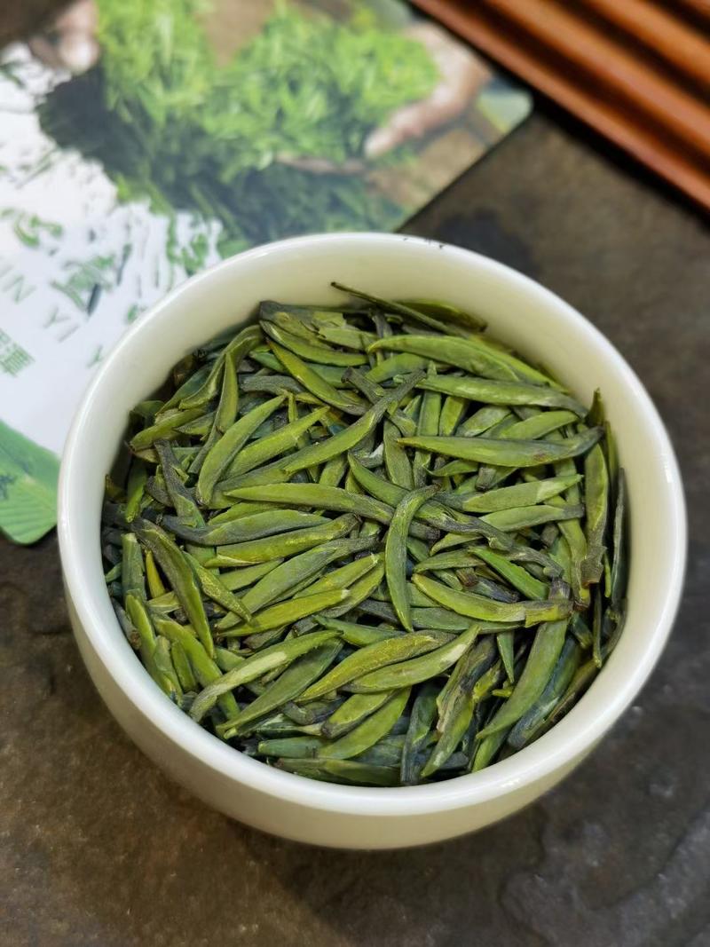 湄潭翠芽明前茶精选优质嫩芽贵州高山茶叶雀舌