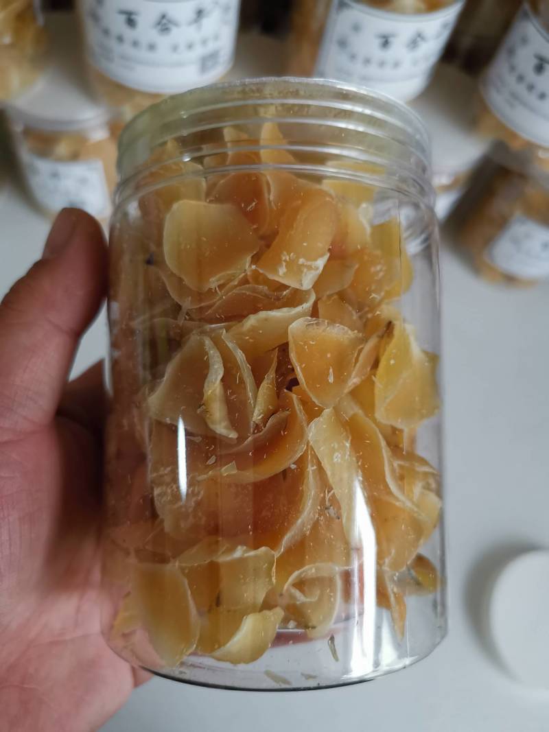 上品甜百合干，精选特级无硫熏自然药食同源有机健康，产地直供