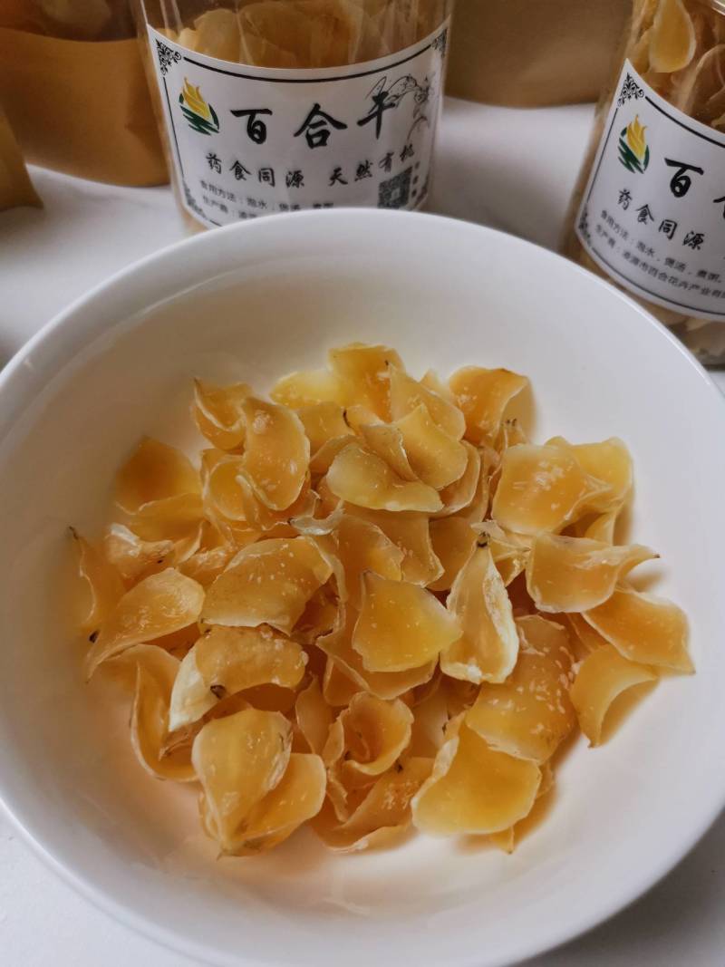 上品甜百合干，精选特级无硫熏自然药食同源有机健康，产地直供