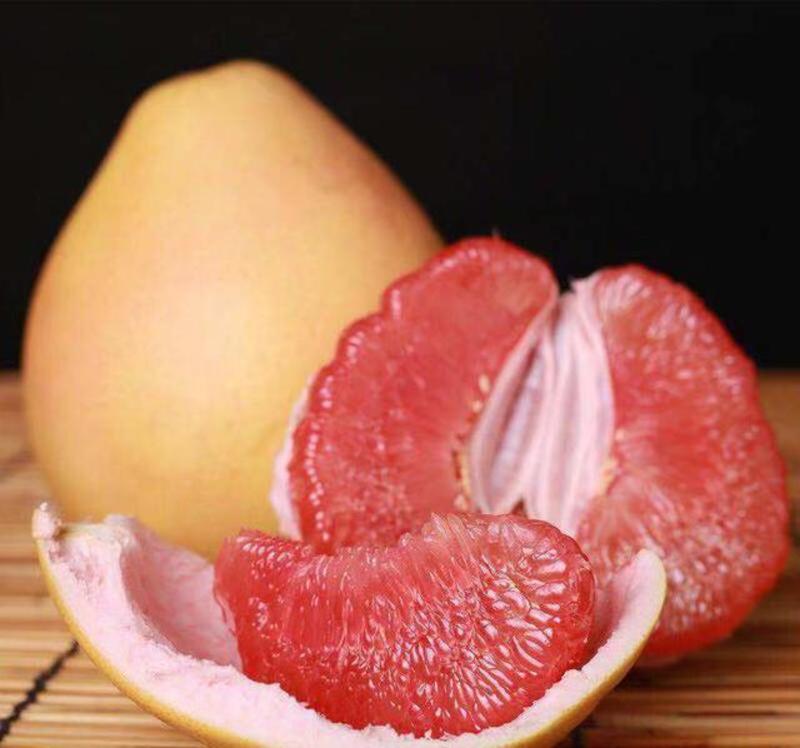 富顺万亩三红柚红心柚大量上市年产2000万斤以上