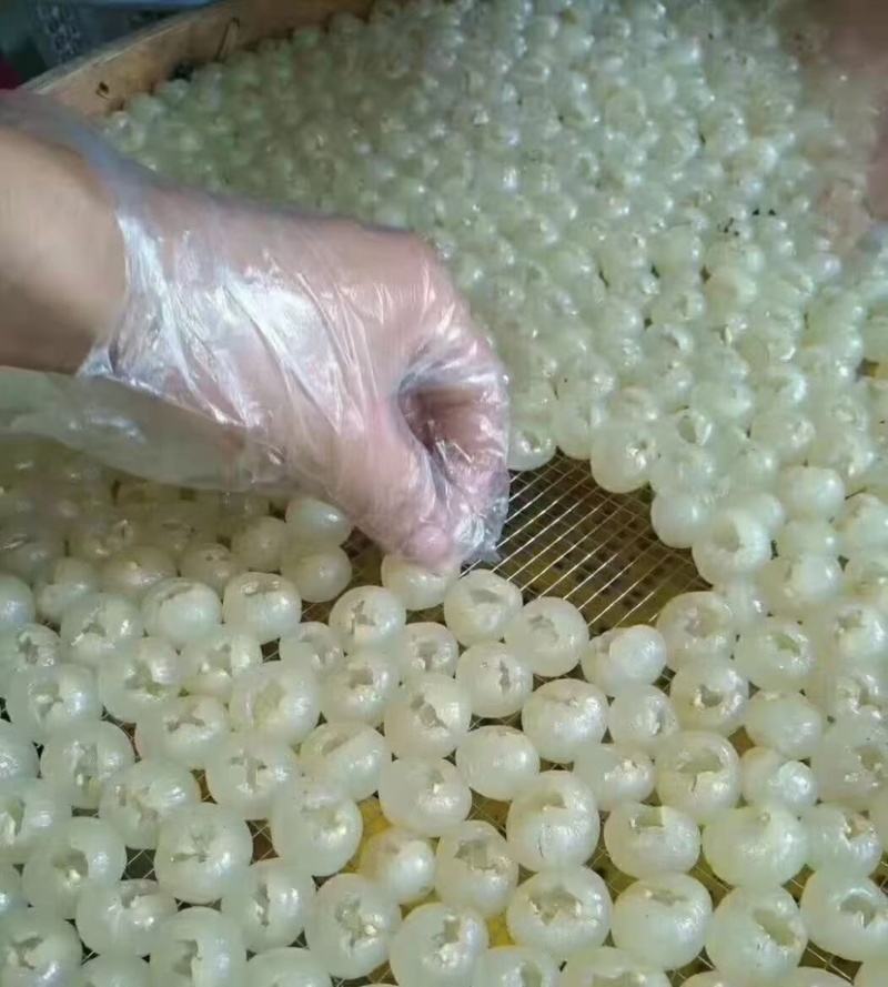 纯手工挑选好果，当天摘当天加工