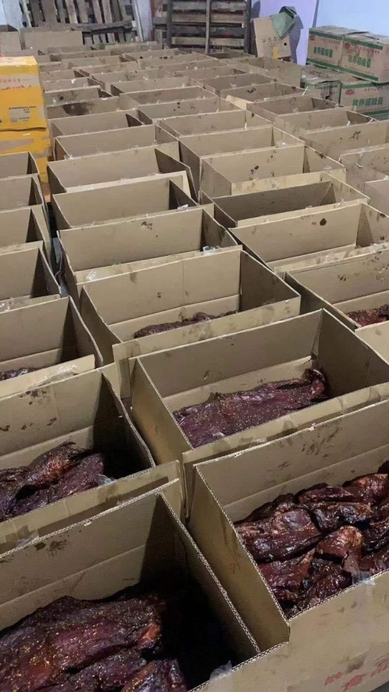 阿坝州麻辣大块肉跑江湖展会摆摊货源酱香大块肉非牛肉厂家