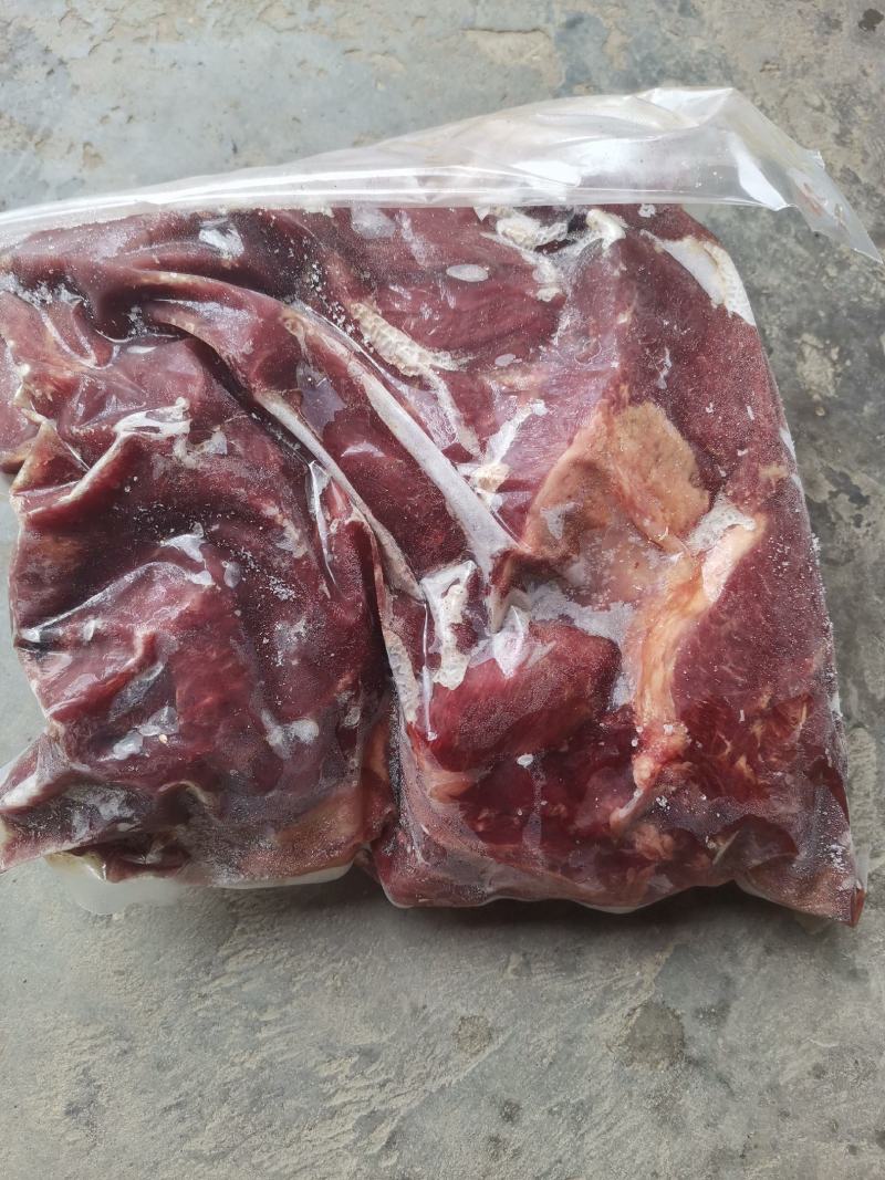 新鲜的牦牛肉以及冻货牦牛肉