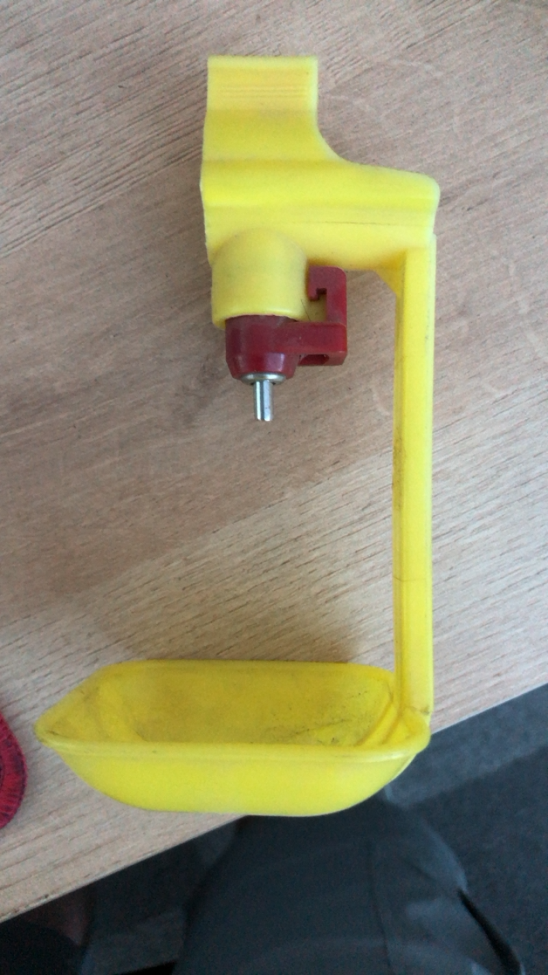 专业养殖设备畜牧养殖全自动化吊杯饮水器，育雏鸡专用，