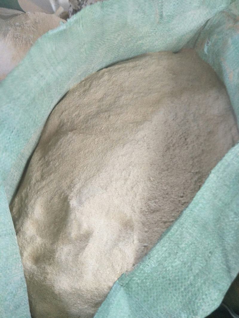 糠，统糠，统糠，稻壳粉碎出来的，非常细，风可以吹走