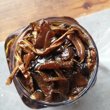 鸡枞油云南纯野生鸡枞油，无任何添加剂，色香味俱全