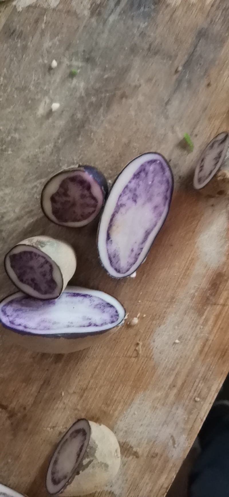 土豆中的贵族，不管是我烧烤煮炸闷，切片切丝不切，味道赌好