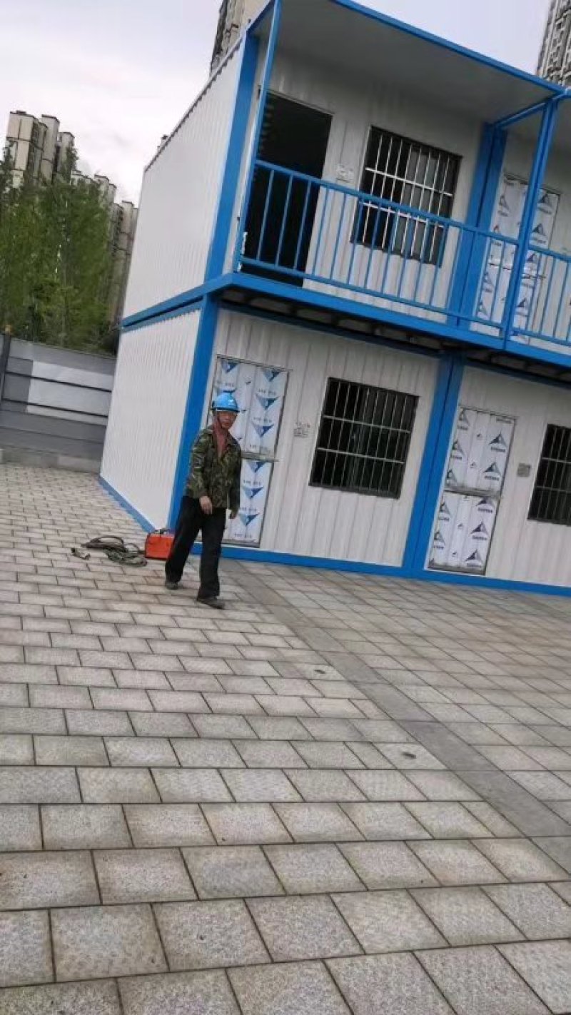 住人集装箱，比活动板房更坚固，耐用，安全，环保，美观舒适
