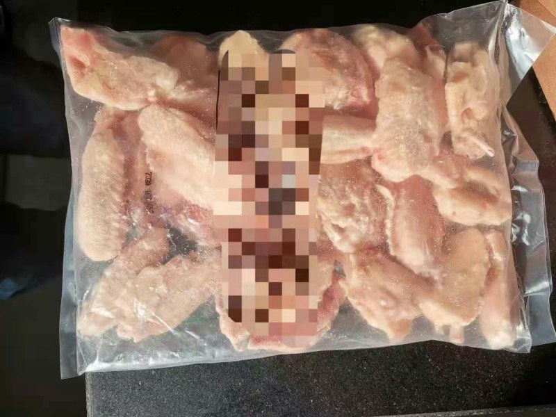 30克以下的小翅中，有需要的联系，质量很好厂家直销。