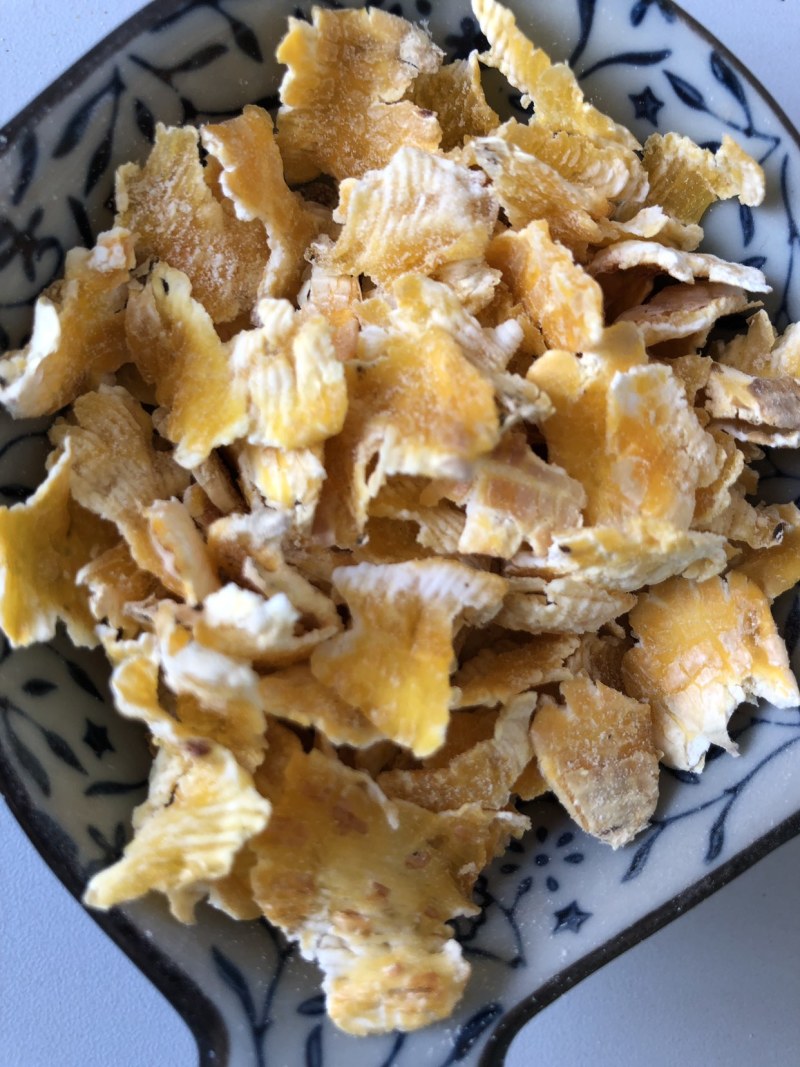厂家大量供应玉米压片，质量保证。一手货源，量大从优！