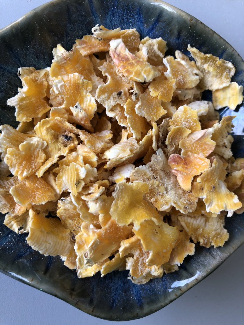 厂家大量供应玉米压片，质量保证。一手货源，量大从优！