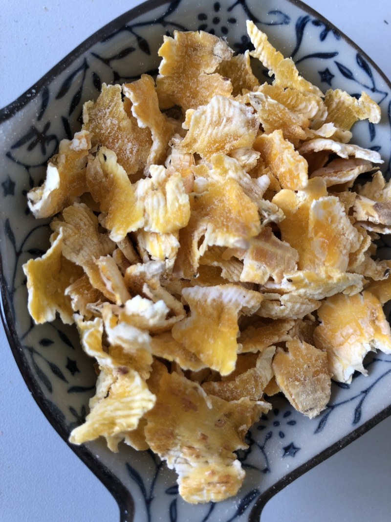 厂家大量供应玉米压片，质量保证。一手货源，量大从优！