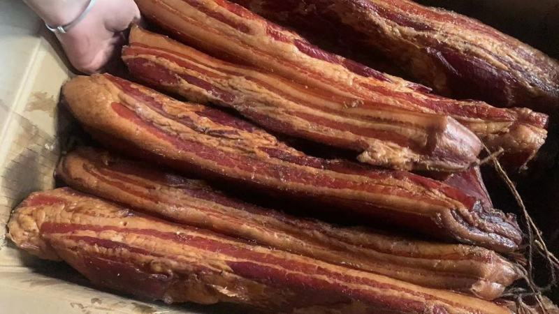 三线五花腊肉品质保证手续齐全