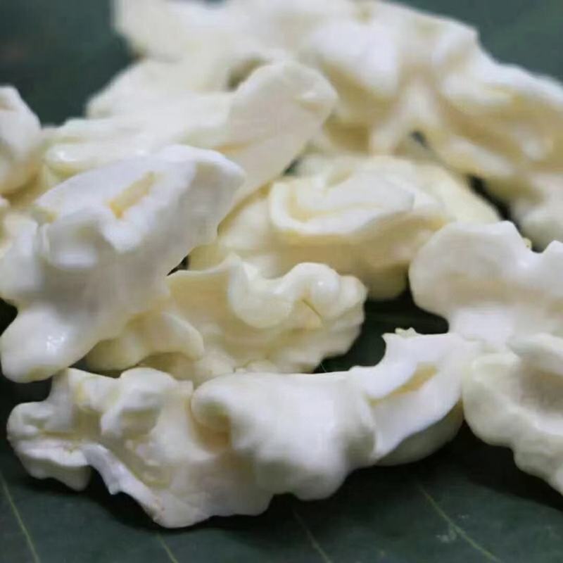 新疆阿克苏青皮核桃新鲜核桃上市壳薄仁大量大从优批发代办