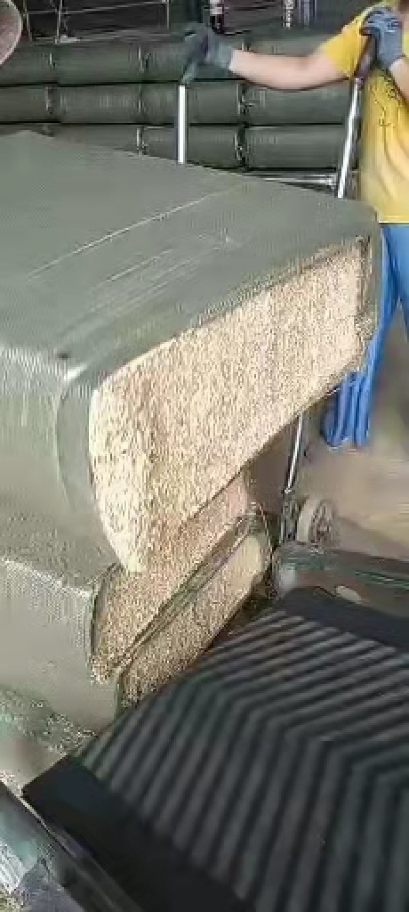 压缩稻壳