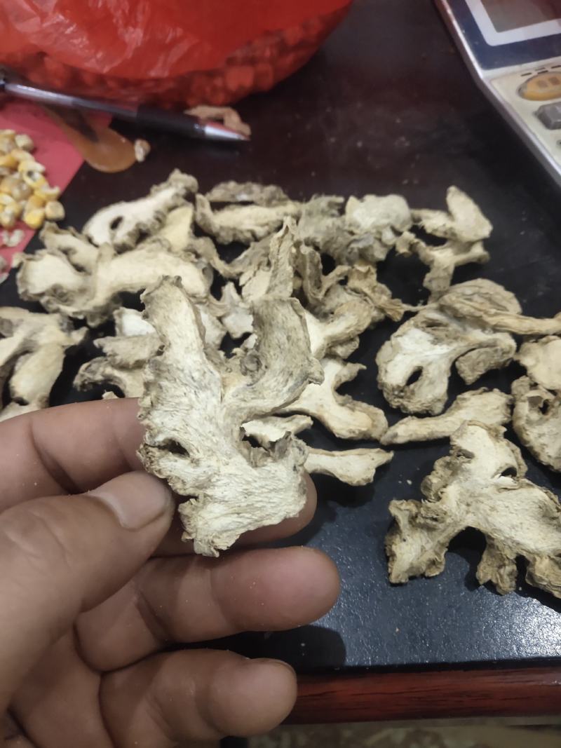 云南无硫晒姜片手捡姜片无霉无杂质一手货源需要联系