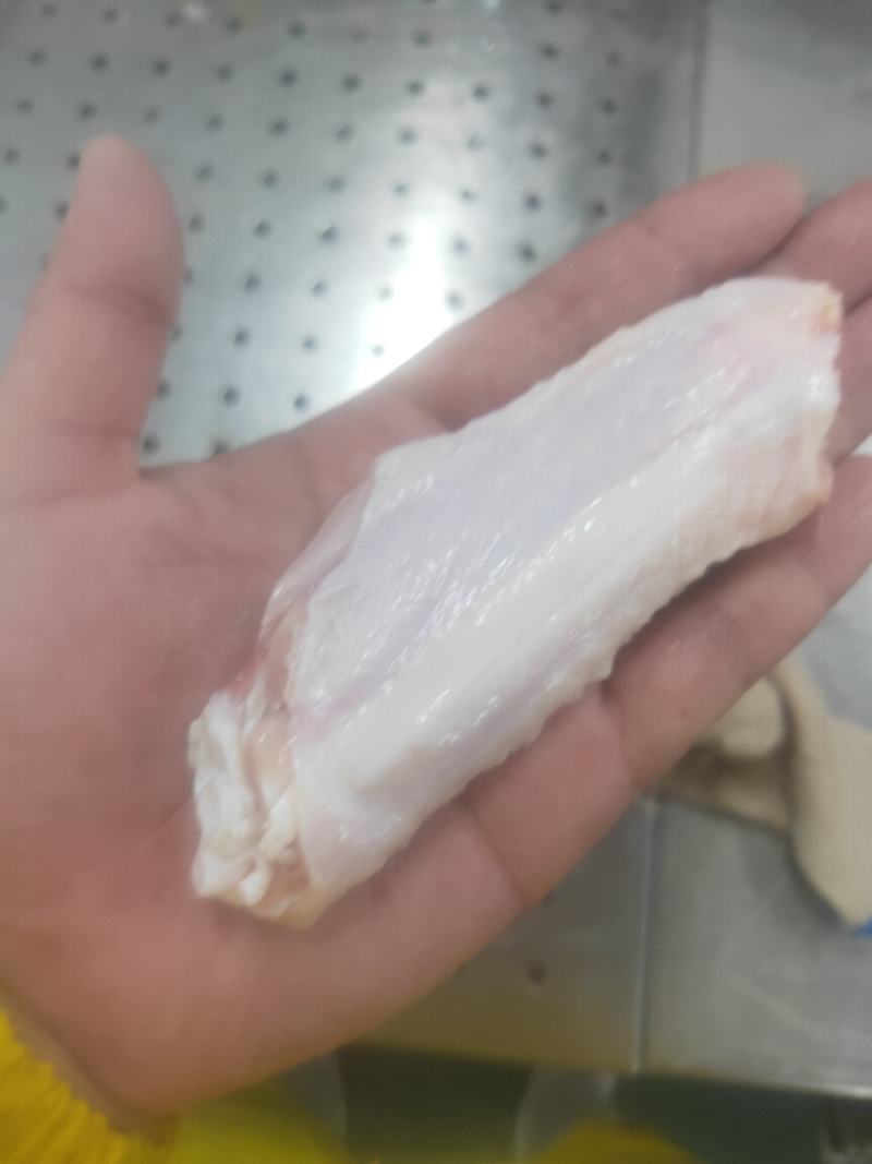 鸭翅中精修35g以上，各规格齐全，支持定制，量大从优