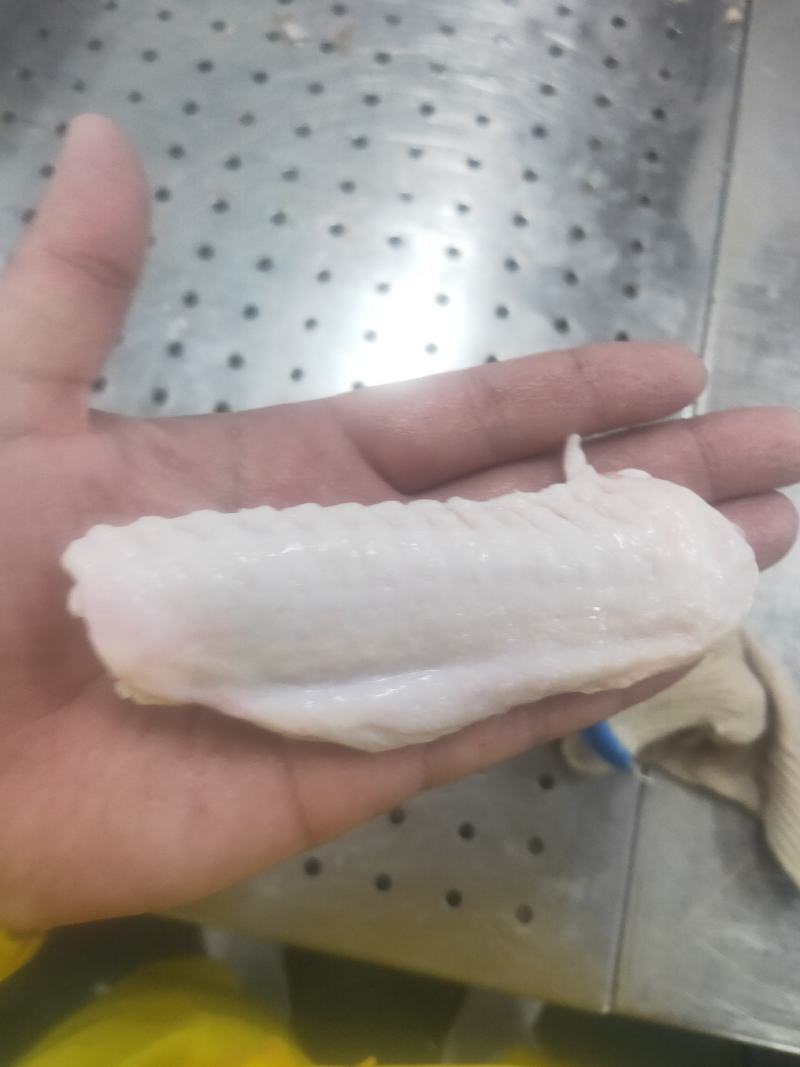 鸭翅中精修35g以上，各规格齐全，支持定制，量大从优