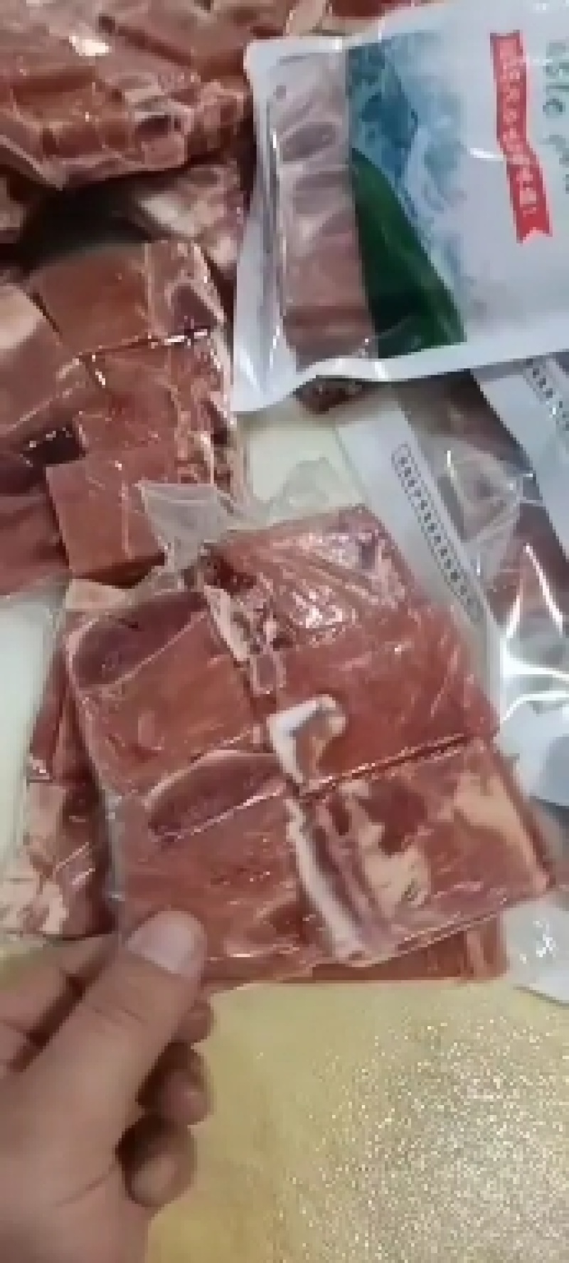 黑椒牛仔骨，可按要求定做，厂家直供，牛仔骨