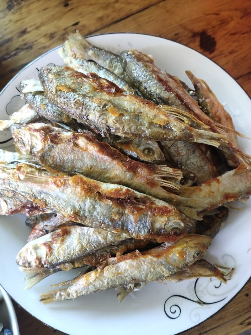 小溪火烘鱼